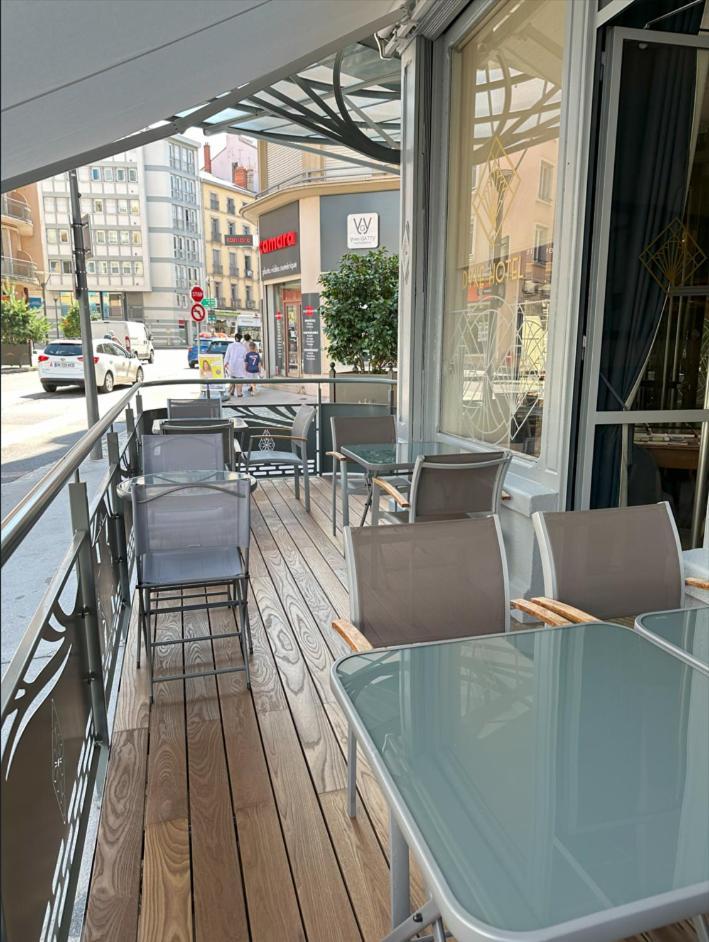 Dyke Hotel Le Puy-en-Velay Exterior foto
